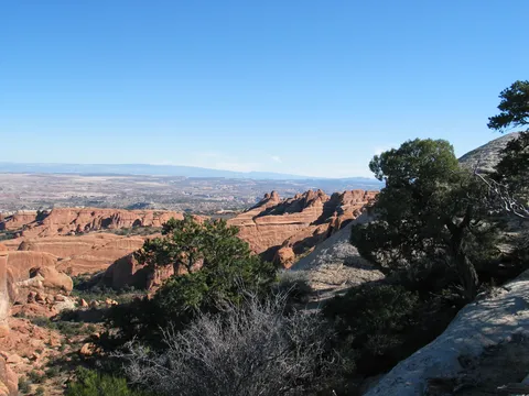 Looking North near Double O Arch